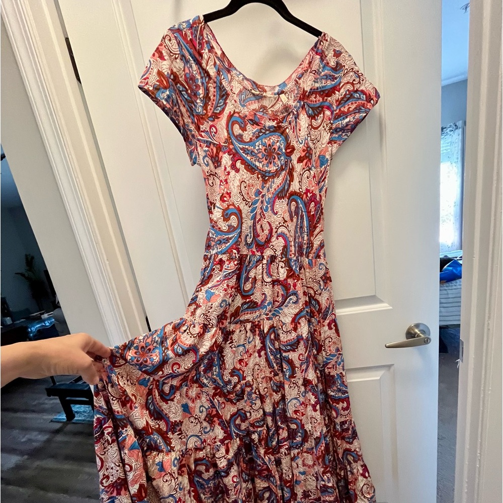 Maxi full skirt cap sleeve dress